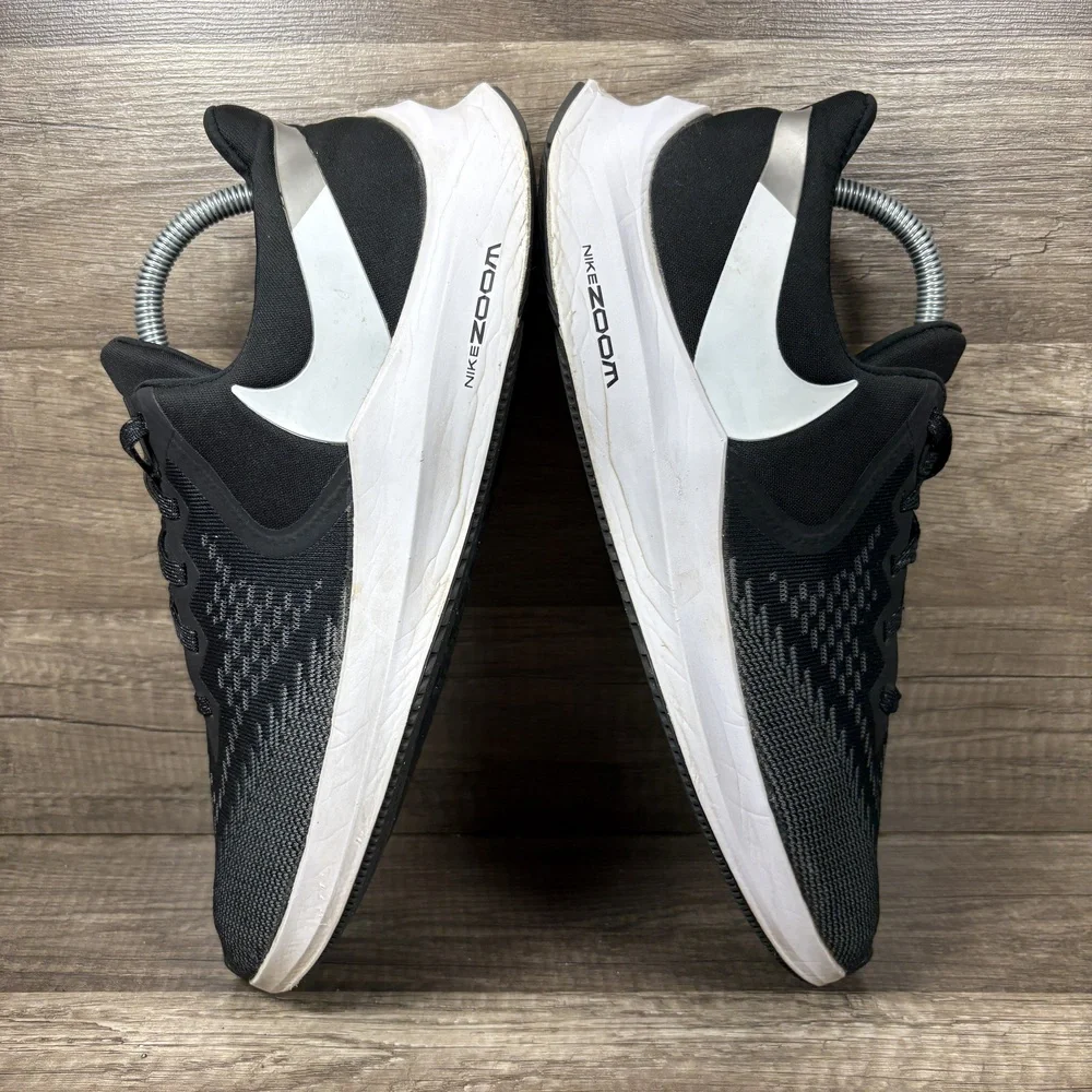 Nike Zoom Winflo Black Gray Womens US Size 11 EUR 43 AQ8228-003 Running Shoes